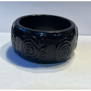 Vintage Chunky Black Rose Resin Bangle Size 7.8”